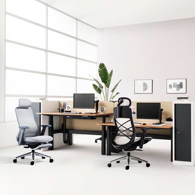 best lumbar support office chair featured image